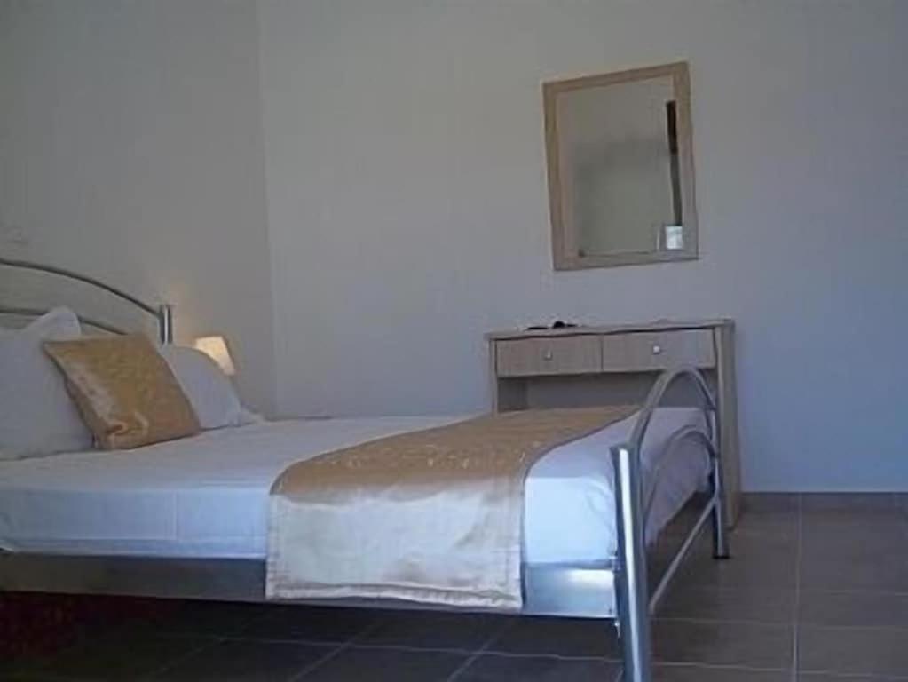 Feriehus 3 Bed In Village Lardos